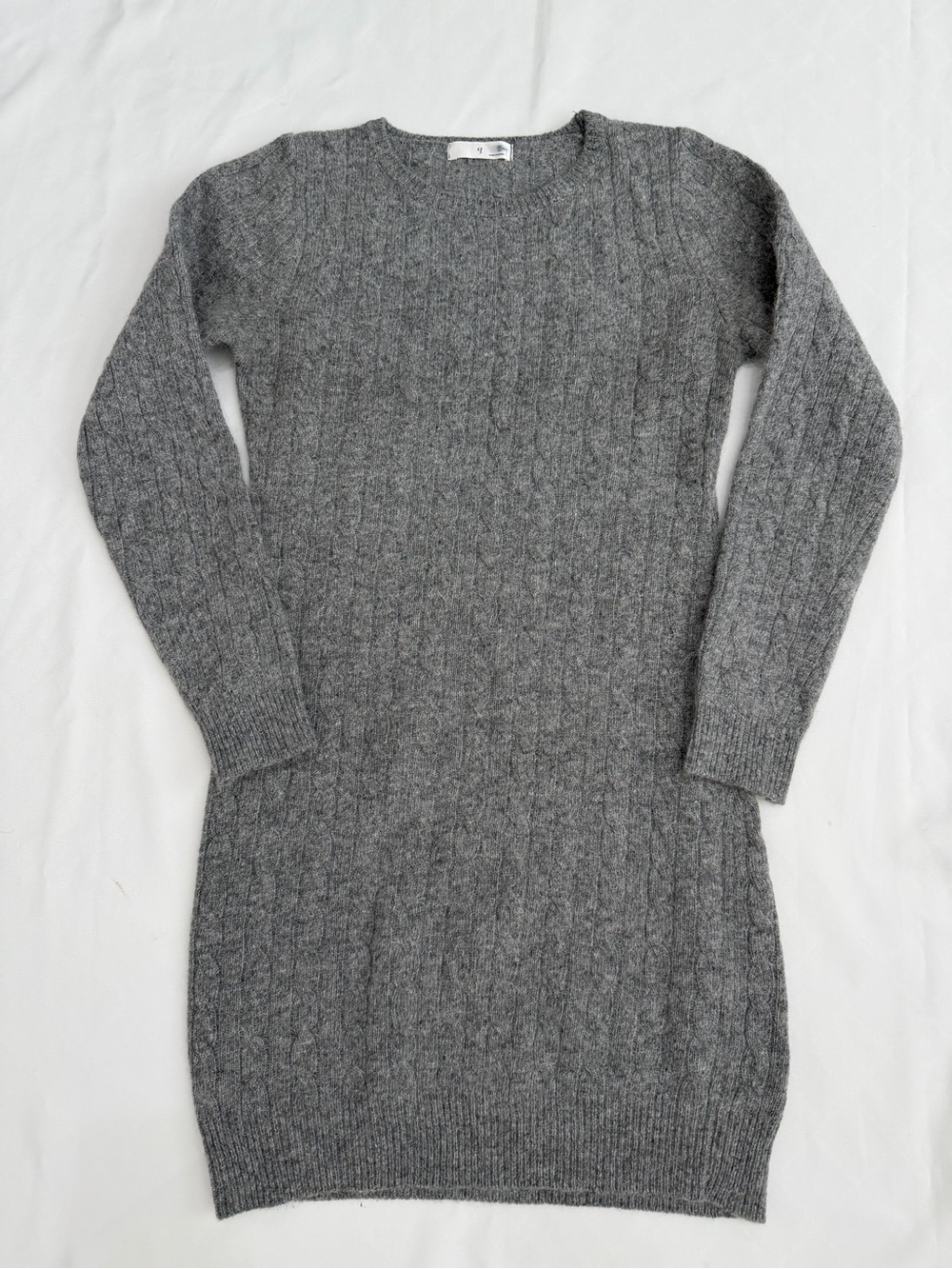 Heather Gray Cable-Knit Mini Dress sz XS.  D022
